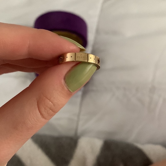 Gucci Icon yellow gold ring with stars - Picture 2 of 5
